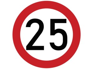 Naklejka laminowana limit prędkości 25 km/h- czerwona obwódka