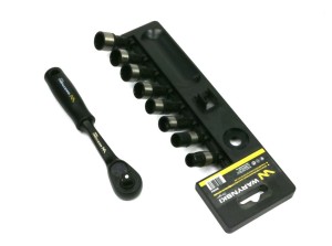 Zestaw L nasadek 3/8  10 11 12 13 14 15 16 17 mm z grzechotką Waryński