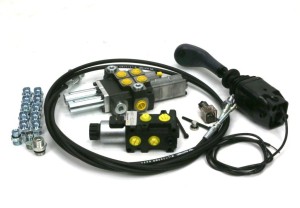 Zestaw 40L do ładowacza czołowego: Rozdzielacz 2-sek.(1 pływająca) + Elektrozawór + Joystick z przyciskiem na widełki + El.zł.+ Linki 1500mm Waryński