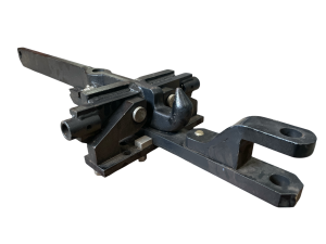 Hak kpl. dolnego zaczepu C-385 